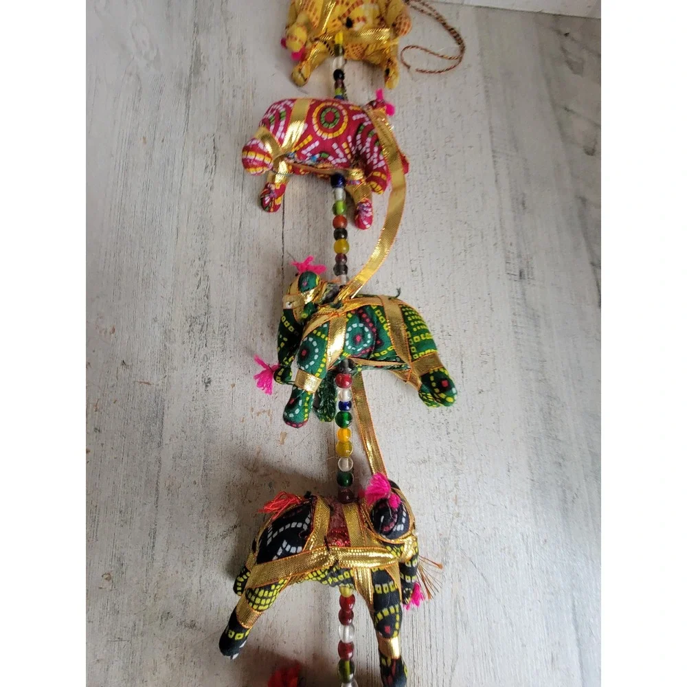 Rastogi‎ Indian elephant colorful string chain plush vintage home decor unique
